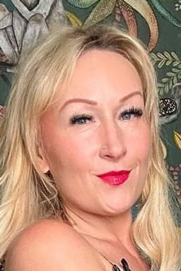 Momma Blonde Bombshell