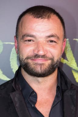 Nick E. Tarabay