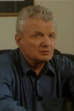 Portrait of Miki Muster