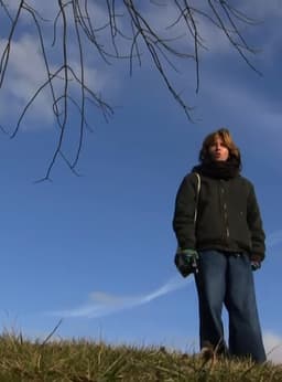 The Bits and Pieces of Frizzy Izzy